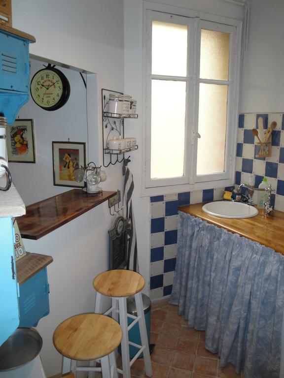 Almeria Garden Apartment Paris Room photo